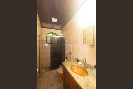 Casa para alugar com 300m², 3 quartos e 2 vagas Casa para alugar com 300m², 3 quartos e 2 vagasBanheiro Social 2