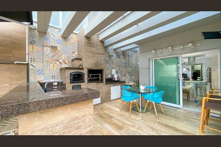 Casa de condomínio à venda com 600m², 4 quartos e 10 vagas Casa de condomínio à venda com 600m², 4 quartos e 10 vagasQuintal Gourmet