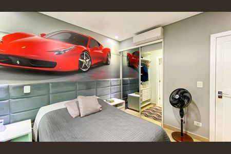 Casa de condomínio à venda com 600m², 4 quartos e 10 vagas Casa de condomínio à venda com 600m², 4 quartos e 10 vagasSuíte 3