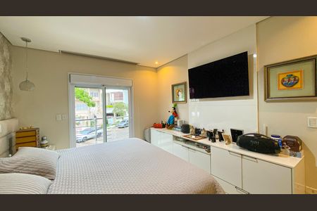 Casa de condomínio à venda com 600m², 4 quartos e 10 vagas Casa de condomínio à venda com 600m², 4 quartos e 10 vagasSuíte 4