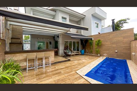Casa de condomínio à venda com 600m², 4 quartos e 10 vagas Casa de condomínio à venda com 600m², 4 quartos e 10 vagasQuintal Gourmet