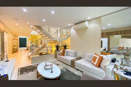Sala de casa de condomínio à venda com 4 quartos, 600m² em Tucuruvi, São Paulo