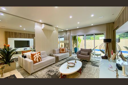 Sala de casa de condomínio à venda com 4 quartos, 600m² em Tucuruvi, São Paulo