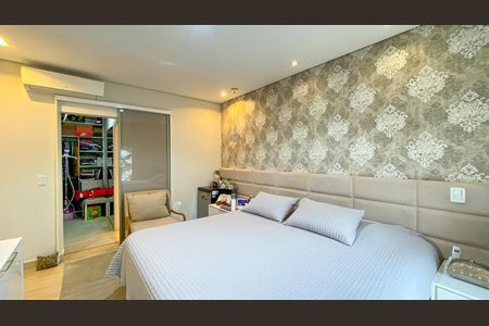 Casa de condomínio à venda com 600m², 4 quartos e 10 vagas Casa de condomínio à venda com 600m², 4 quartos e 10 vagasSuíte 4