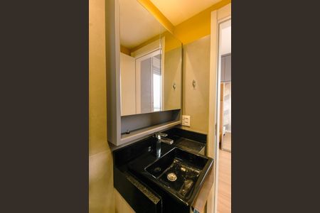 Apartamento à venda com 69m², 2 quartos e 2 vagas Apartamento à venda com 69m², 2 quartos e 2 vagasBanheiro da Suíte 1