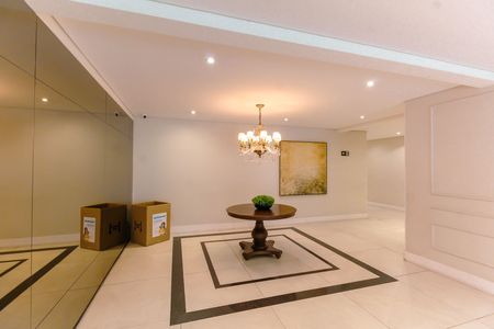Apartamento à venda com 69m², 2 quartos e 2 vagas Apartamento à venda com 69m², 2 quartos e 2 vagasHall