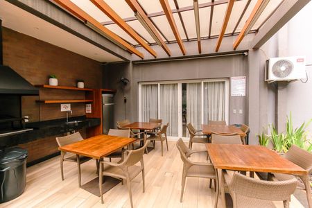 Apartamento à venda com 69m², 2 quartos e 2 vagas Apartamento à venda com 69m², 2 quartos e 2 vagasÁrea comum - Churrasqueira