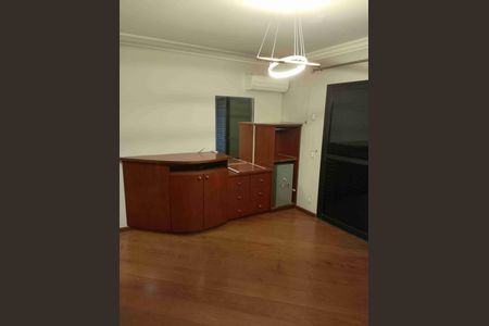 Apartamento para alugar com 4 quartos, 220m² em Jardim Proença, Campinas