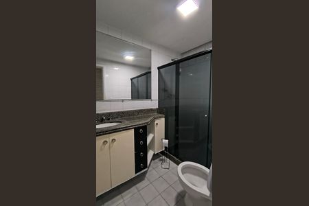 Apartamento para alugar com 300m², 4 quartos e 2 vagas Apartamento para alugar com 300m², 4 quartos e 2 vagasBanheiro Social