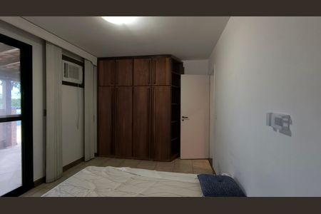 Apartamento para alugar com 300m², 4 quartos e 2 vagas Apartamento para alugar com 300m², 4 quartos e 2 vagasSuíte 1