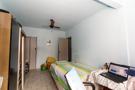Casa para alugar com 100m², 3 quartos e 1 vaga Casa para alugar com 100m², 3 quartos e 1 vagaSuíte