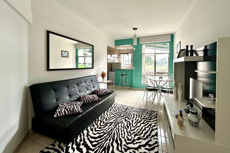 Sala de apartamento para alugar com 1 quarto, 42m² em Capoeiras, Florianópolis