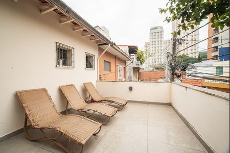 Casa para alugar com 140m², 2 quartos e 1 vaga Casa para alugar com 140m², 2 quartos e 1 vagaVaranda do Quarto 2