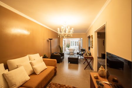 Casa para alugar com 140m², 2 quartos e 1 vaga Casa para alugar com 140m², 2 quartos e 1 vagaSala de TV