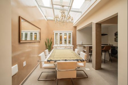 Casa para alugar com 140m², 2 quartos e 1 vaga Casa para alugar com 140m², 2 quartos e 1 vagaSala de Jantar
