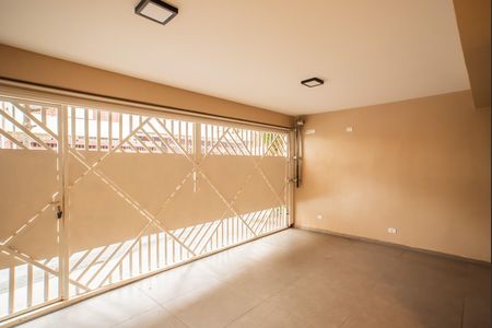 Casa para alugar com 140m², 2 quartos e 1 vaga Casa para alugar com 140m², 2 quartos e 1 vagaGaragem