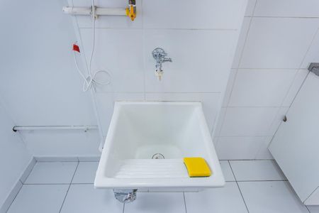 Apartamento para alugar com 55m², 2 quartos e 1 vaga Apartamento para alugar com 55m², 2 quartos e 1 vagaCozinha e área de serviço