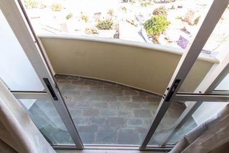 Apartamento para alugar com 52m², 1 quarto e sem vaga Apartamento para alugar com 52m², 1 quarto e sem vagaSACADA
