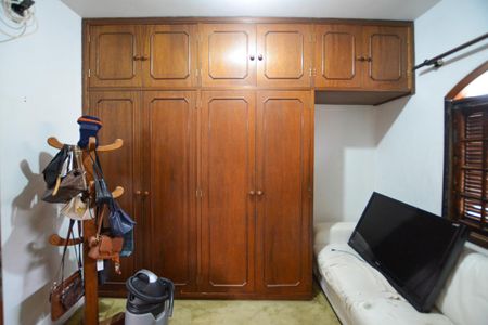 Casa para alugar com 440m², 5 quartos e 4 vagas Casa para alugar com 440m², 5 quartos e 4 vagasSUÍTE 2