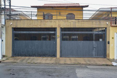 Casa para alugar com 440m², 5 quartos e 4 vagas Casa para alugar com 440m², 5 quartos e 4 vagasFACHADA DA CASA