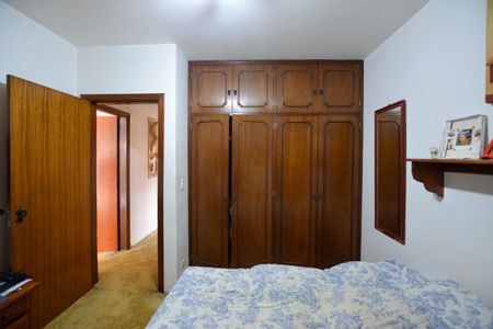 Casa para alugar com 440m², 5 quartos e 4 vagas Casa para alugar com 440m², 5 quartos e 4 vagasQUARTO 2
