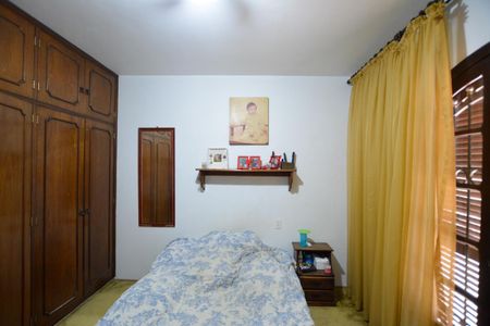 Casa para alugar com 440m², 5 quartos e 4 vagas Casa para alugar com 440m², 5 quartos e 4 vagasQUARTO 2