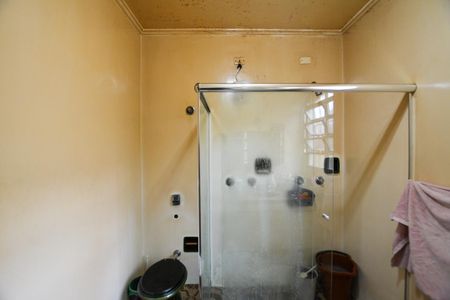 Casa para alugar com 440m², 5 quartos e 4 vagas Casa para alugar com 440m², 5 quartos e 4 vagasBANHEIRO