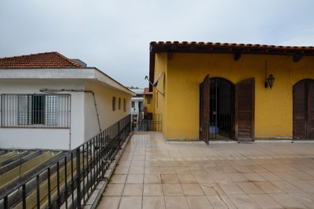Casa para alugar com 440m², 5 quartos e 4 vagas Casa para alugar com 440m², 5 quartos e 4 vagasVARANDA - QUARTOS