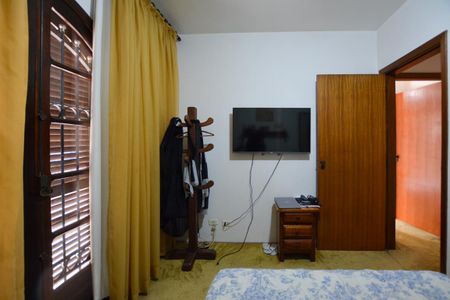 Casa para alugar com 440m², 5 quartos e 4 vagas Casa para alugar com 440m², 5 quartos e 4 vagasQUARTO 2