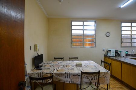 Casa para alugar com 440m², 5 quartos e 4 vagas Casa para alugar com 440m², 5 quartos e 4 vagasCOZINHA