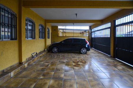 Casa para alugar com 440m², 5 quartos e 4 vagas Casa para alugar com 440m², 5 quartos e 4 vagasGARAGEMGARAGEM