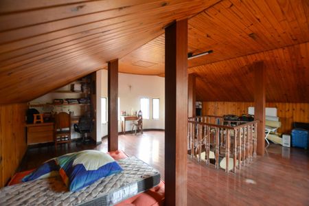 Casa para alugar com 440m², 5 quartos e 4 vagas Casa para alugar com 440m², 5 quartos e 4 vagasSÓTÃO