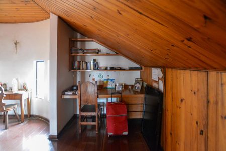 Casa para alugar com 440m², 5 quartos e 4 vagas Casa para alugar com 440m², 5 quartos e 4 vagasSÓTÃO