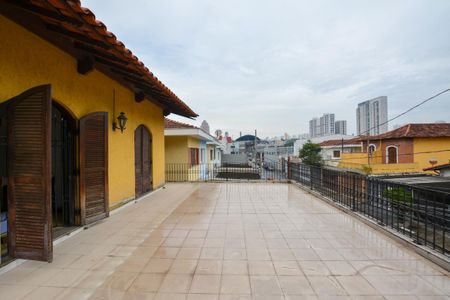 Casa para alugar com 440m², 5 quartos e 4 vagas Casa para alugar com 440m², 5 quartos e 4 vagasVARANDA - QUARTOS