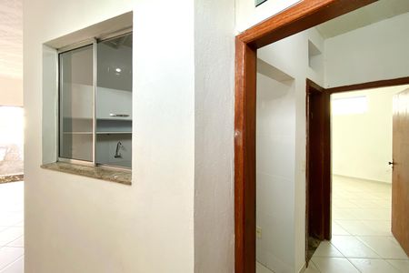 Entrada de kitnet/studio para alugar com 1 quarto, 40m² em Caiçaras, Belo Horizonte