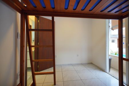 Quarto de casa para alugar com 1 quarto, 30m² em Ingleses do Rio Vermelho, Florianópolis