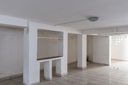 Casa à venda com 206m², 3 quartos e 2 vagas Casa à venda com 206m², 3 quartos e 2 vagasÁrea externa