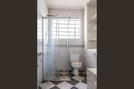 Casa à venda com 206m², 3 quartos e 2 vagas Casa à venda com 206m², 3 quartos e 2 vagasBanheiro