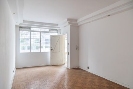 Casa à venda com 206m², 3 quartos e 2 vagas Casa à venda com 206m², 3 quartos e 2 vagasSala