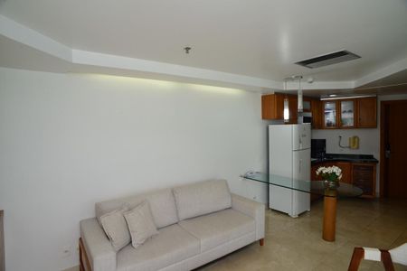 Sala de apartamento à venda com 1 quarto, 53m² em Barra da Tijuca, Rio de Janeiro