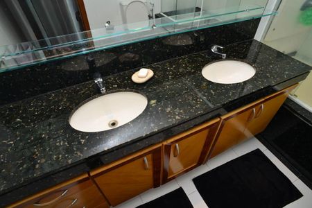 Apartamento à venda com 53m², 1 quarto e 1 vaga Apartamento à venda com 53m², 1 quarto e 1 vagaBanheiro Suíte