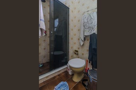 Apartamento à venda com 76m², 2 quartos e 1 vaga Apartamento à venda com 76m², 2 quartos e 1 vagaBanheiro
