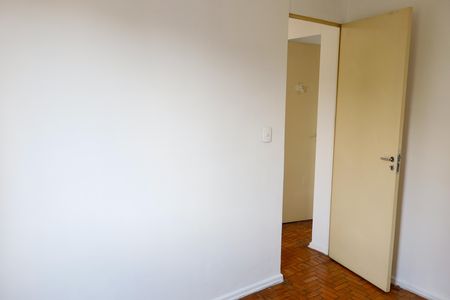 Quarto 1 de apartamento para alugar com 2 quartos, 55m² em Piratininga, Osasco