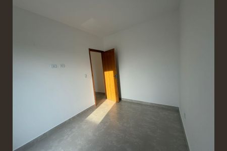 Quarto 1 de apartamento para alugar com 2 quartos, 85m² em Jardim Caguassu, São Paulo