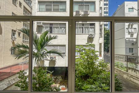 Apartamento à venda com 110m², 3 quartos e 1 vaga Apartamento à venda com 110m², 3 quartos e 1 vagaVista