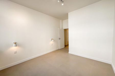 Apartamento à venda com 110m², 3 quartos e 1 vaga Apartamento à venda com 110m², 3 quartos e 1 vagaSala