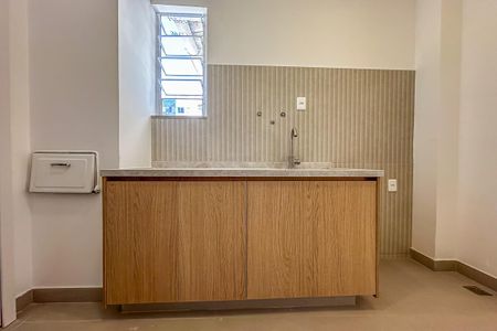 Apartamento à venda com 110m², 3 quartos e 1 vaga Apartamento à venda com 110m², 3 quartos e 1 vagaÁrea de serviço