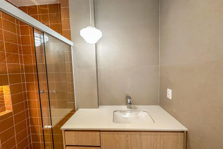 Apartamento à venda com 110m², 3 quartos e 1 vaga Apartamento à venda com 110m², 3 quartos e 1 vagaBanheiro da Suíte