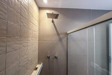 Apartamento à venda com 110m², 3 quartos e 1 vaga Apartamento à venda com 110m², 3 quartos e 1 vagaBanheiro Social