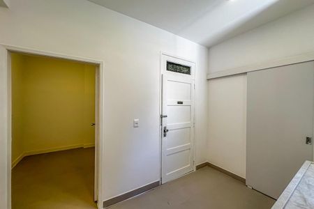 Apartamento à venda com 110m², 3 quartos e 1 vaga Apartamento à venda com 110m², 3 quartos e 1 vagaCopa